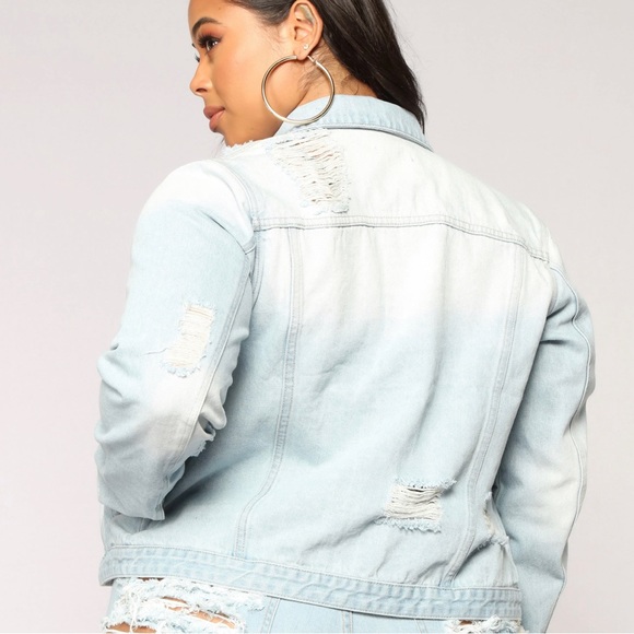 Distressed Jean Jacket. Size 1XL. Fashion Nova - Picture 2 of 9